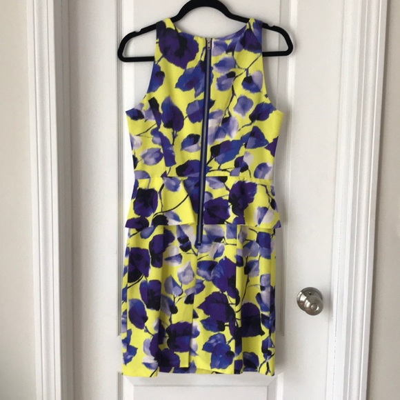 Yellow floral Milly dress - Picture 3 of 5